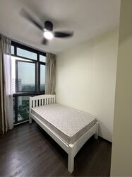 Symphony Suites (D27), Condominium #633674841